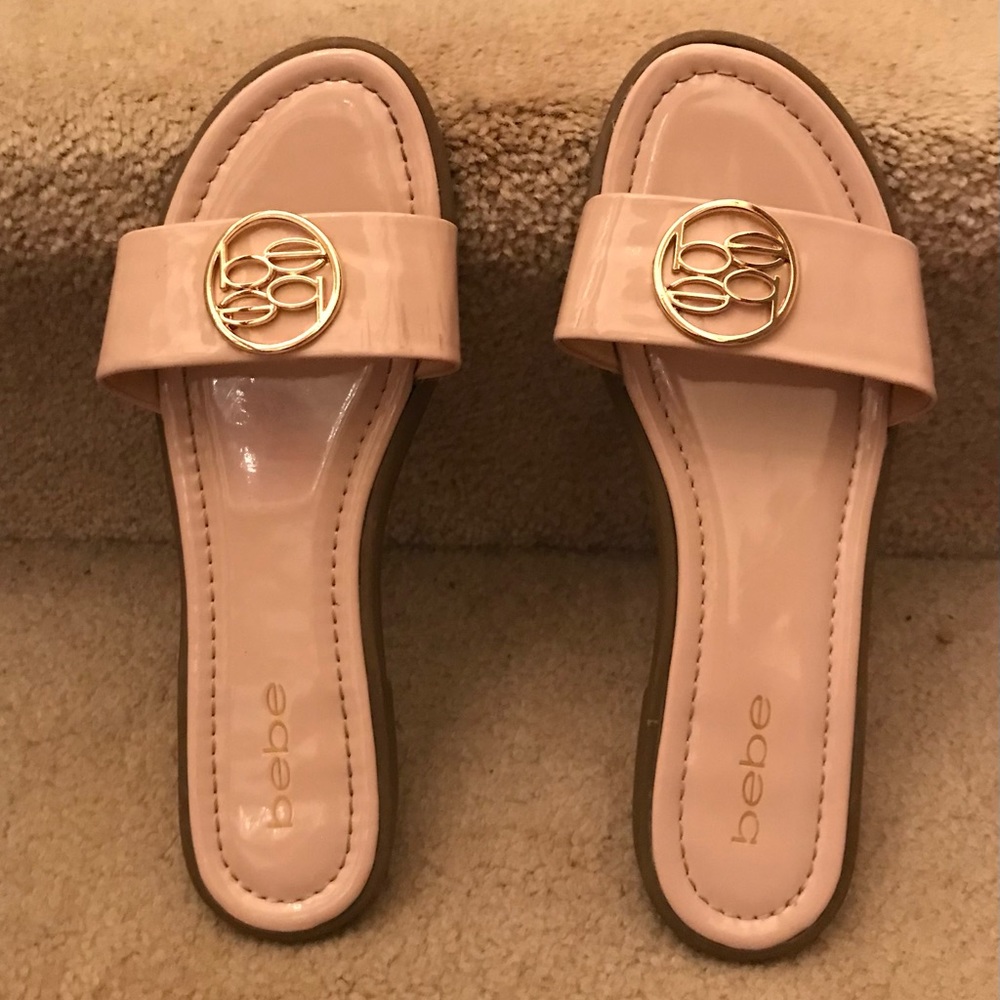 Bebe Leone Patent Soft Pink Sandals